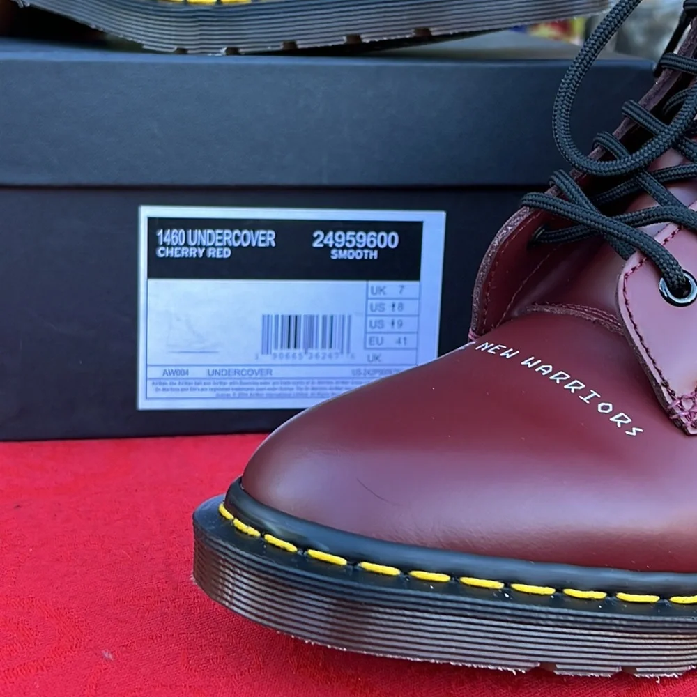 🏴󠁧󠁢󠁥󠁮󠁧󠁿 New MIE Undercover x Dr. Martens Cherry Red 1460 Boots UK 7 - Picture 17 of 17